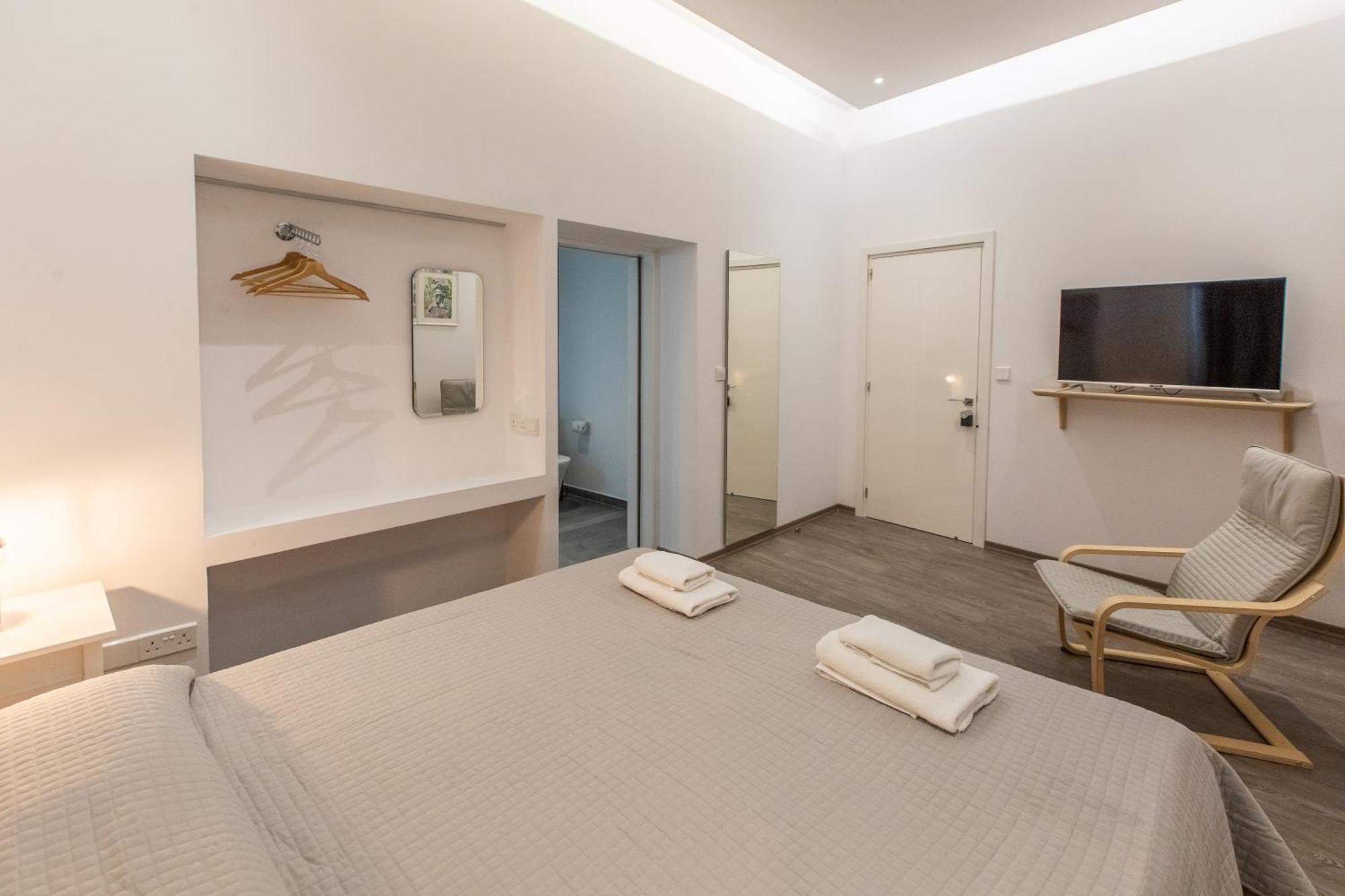 Rooms - Unique Staying In Paphos Centre Rum bild